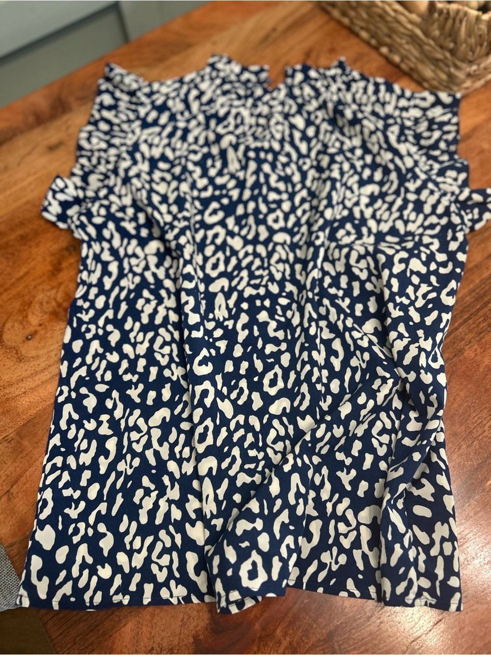 Women’s Navy and White Printed Ruffle Sleeve Top
